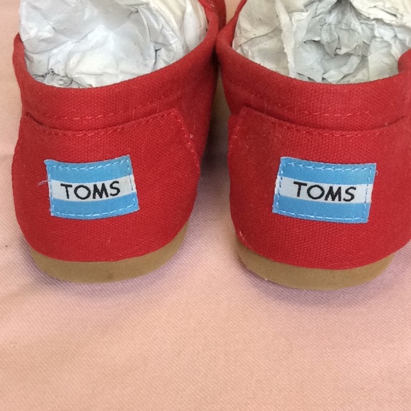 FINAL SALE PRICE Nearly New Toms Red Canvas Shoes 7.5W - Picture 5 of 5